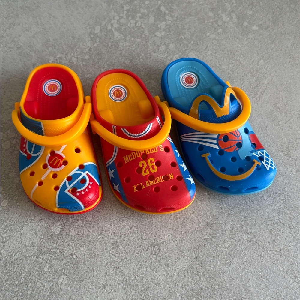 McDonald’s Crocs Plastic Keychain Happy Meal Toys 2026 Lot of 3 All American